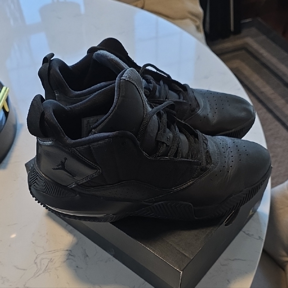 Nike Men's Black High-Top Sneakers